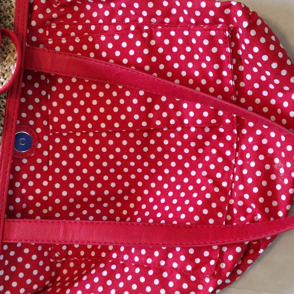 Beautiful wicker tote style purse. - Picture 6 of 8